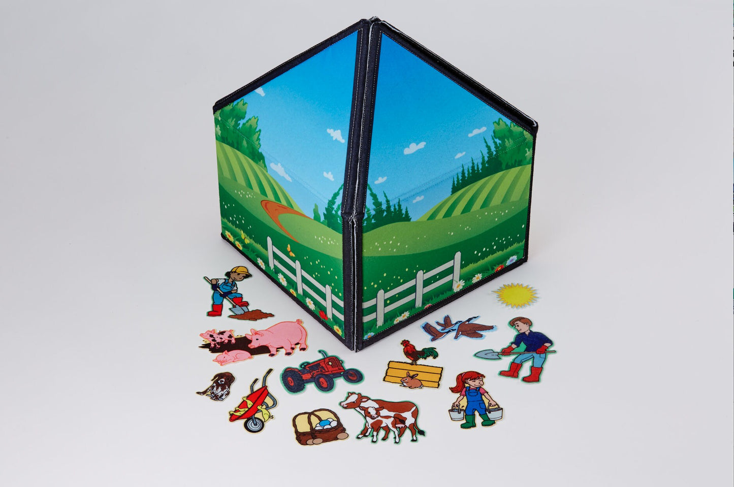 Award-Winning Early Language-Building Reversible Felt Playset. Interactive Felt Farm Toy: Fun, Sensory. Can be used flat or 3-D. 35 pcs.