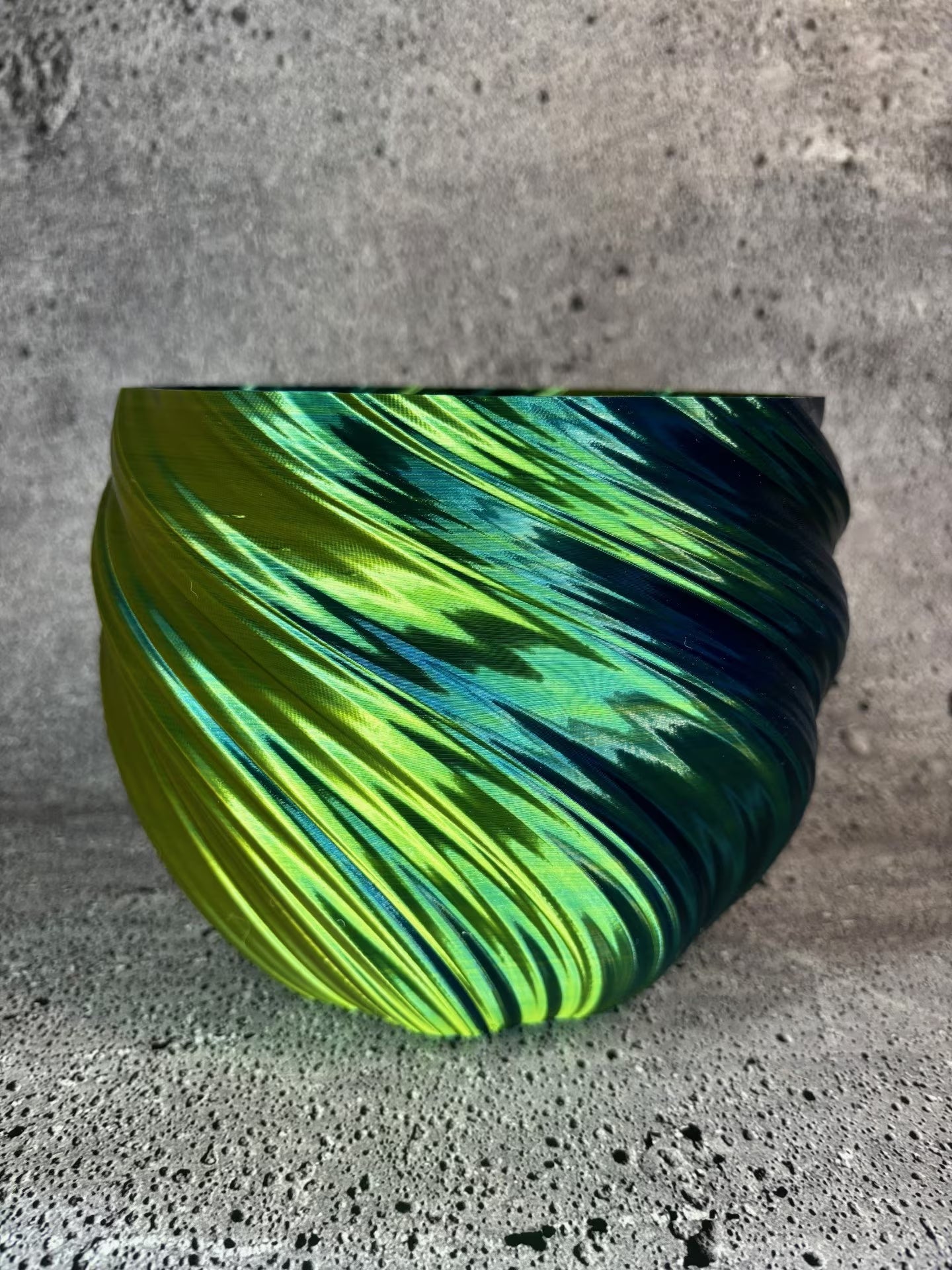 Large Twisted Flowerpot for Plants of all kinds (Dual Gold and Blue color) - 8" Diameter by 6" Tall Colorful Planter Modern Planter