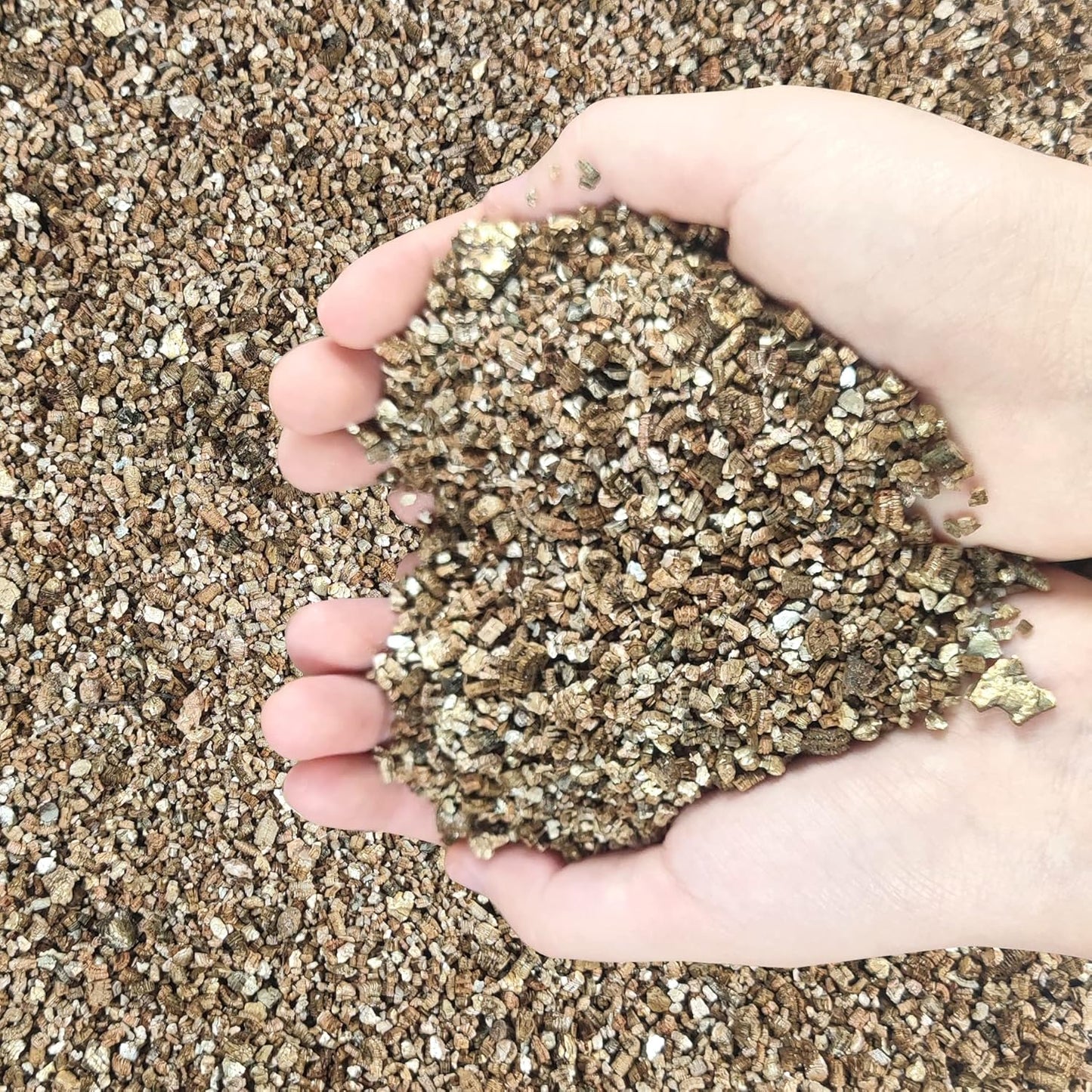 20QT Organic Vermiculite Granules for Plants and Gardening