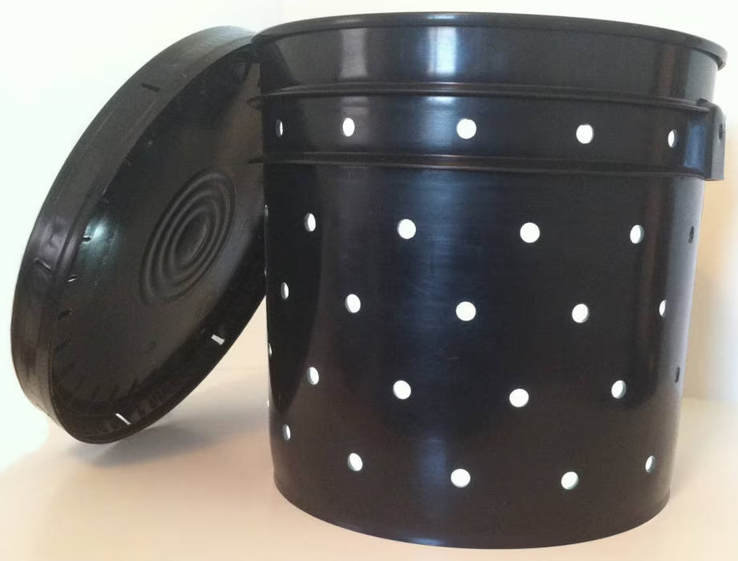 Compost Worm Tower / Tube / Pail - Inground Worm Composting System in Your Garden by WigliWorm