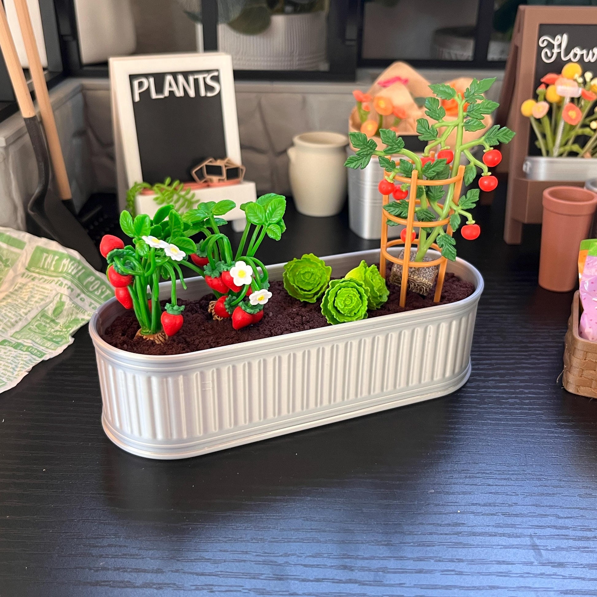 Miniature Raised Garden Bed – Reversible 3D Printed Planter for Dioramas, Displays, and Dollhouse Delights (1:6 Scale)