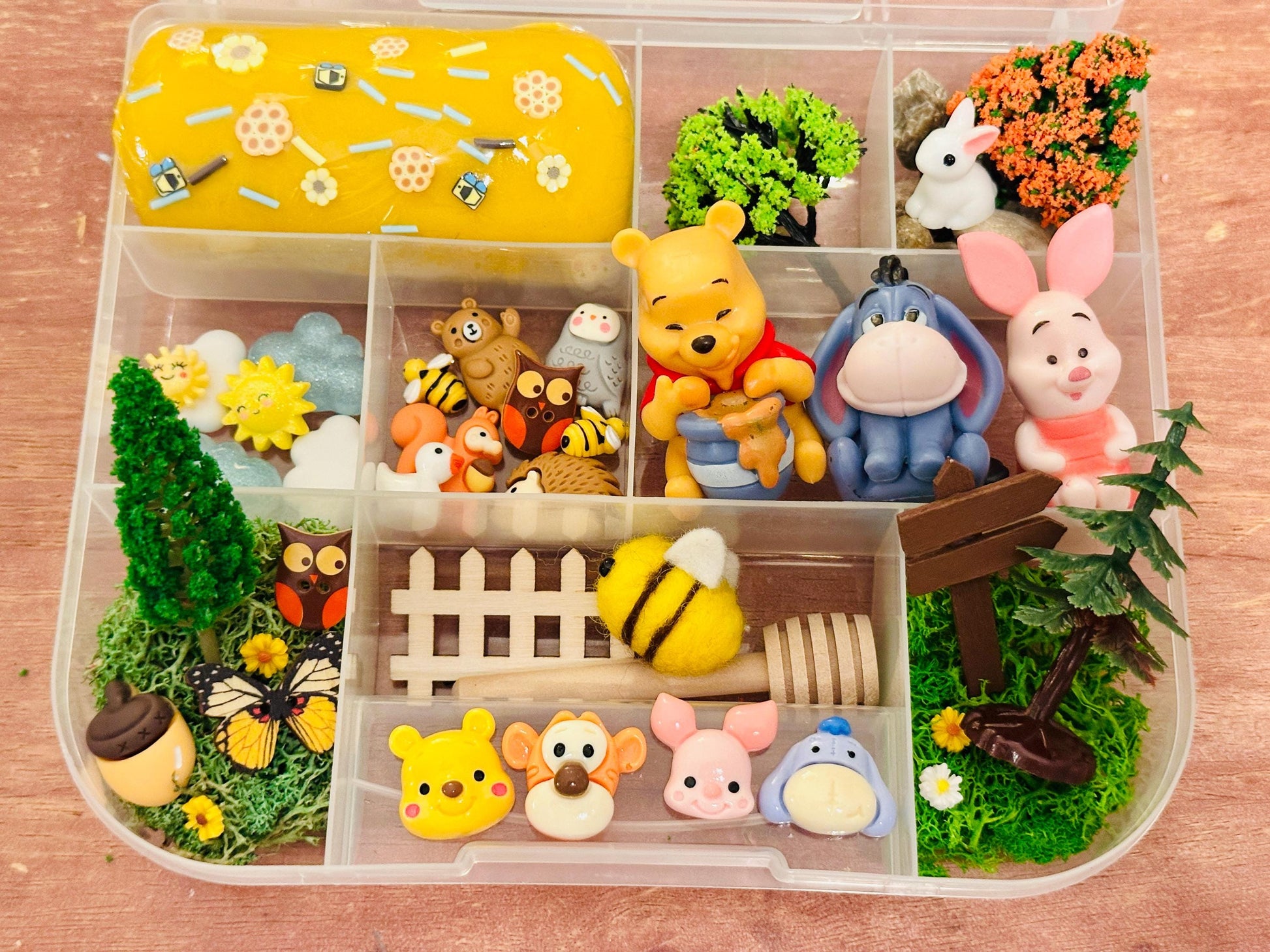 Winnie the Pooh Sensory Kit: Homemade Playdough Kit