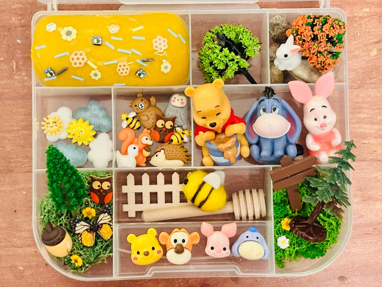 Winnie the Pooh Sensory Kit: Homemade Playdough Kit