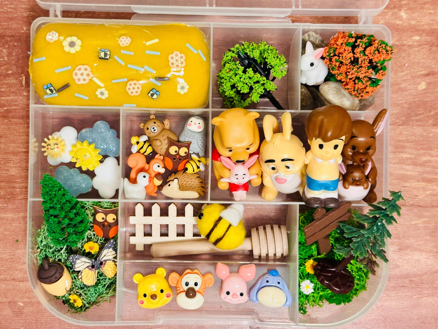 Winnie the Pooh Sensory Kit: Homemade Playdough Kit