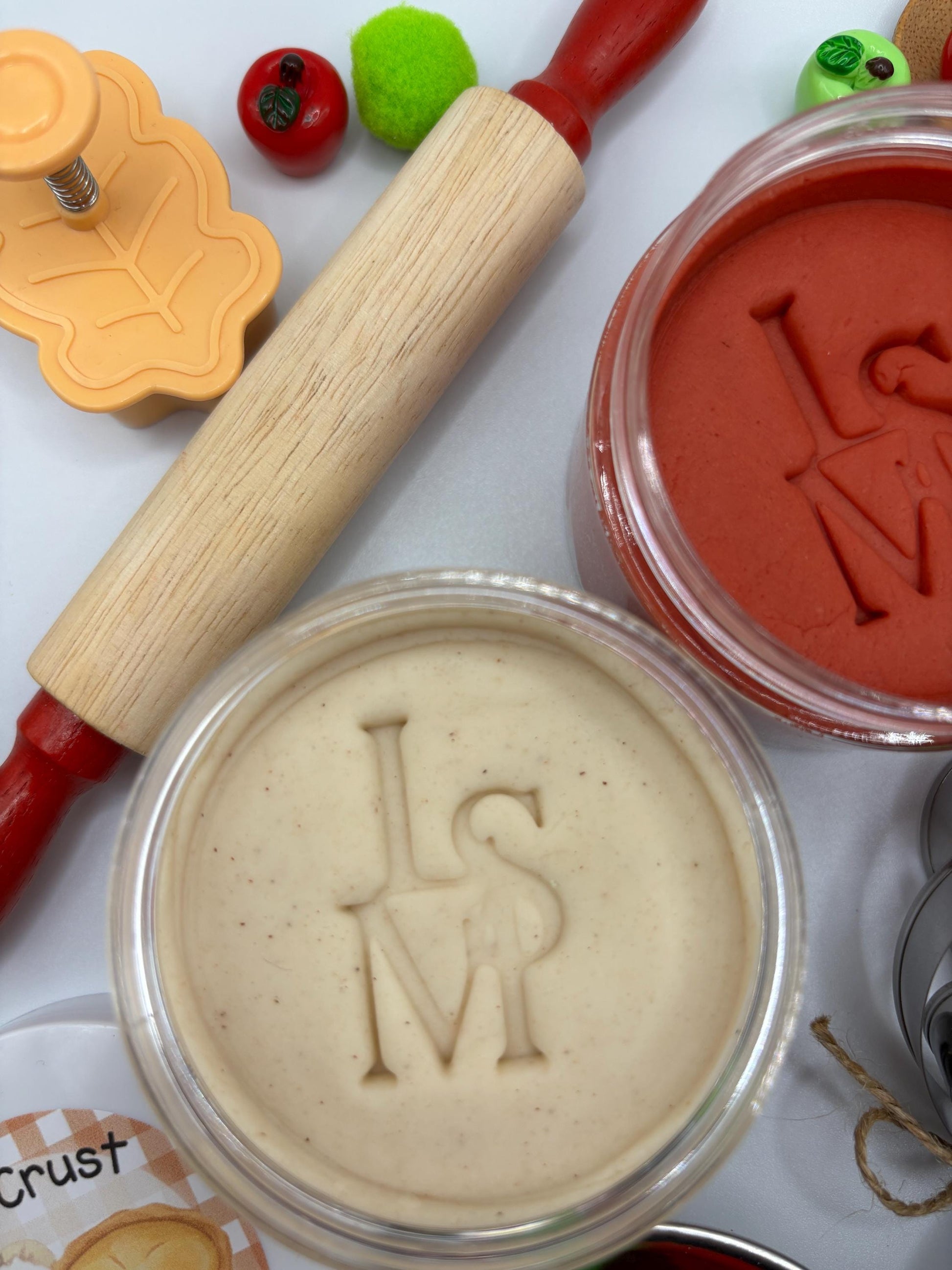 Apple Pie Sensory Kit for Kids – Cinnamon Play Dough Fall Activity with Rolling Pin & Cutters