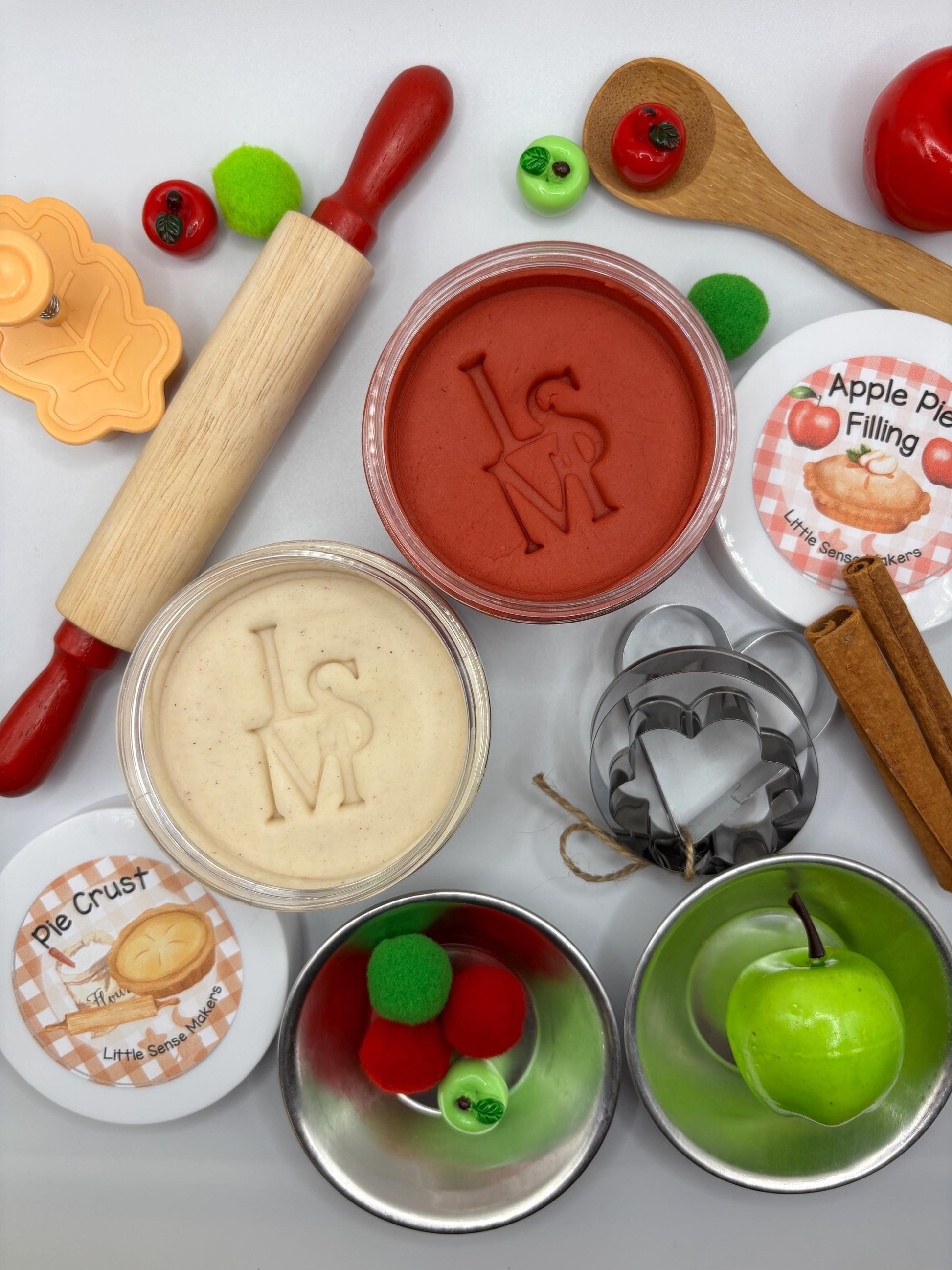 Apple Pie Sensory Kit for Kids – Cinnamon Play Dough Fall Activity with Rolling Pin & Cutters