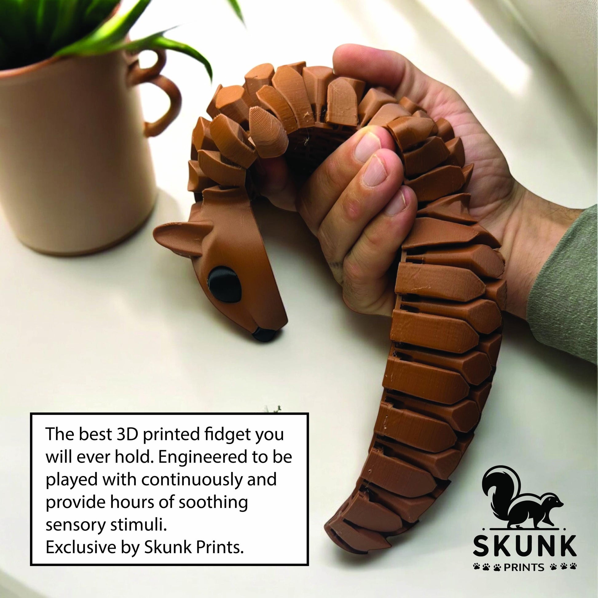 Life-Size Sensory Squirrel Fidget Toy — HyperFlexi™ Realistic Desk Toy, Quiet Stress Relief Gift (Brown)
