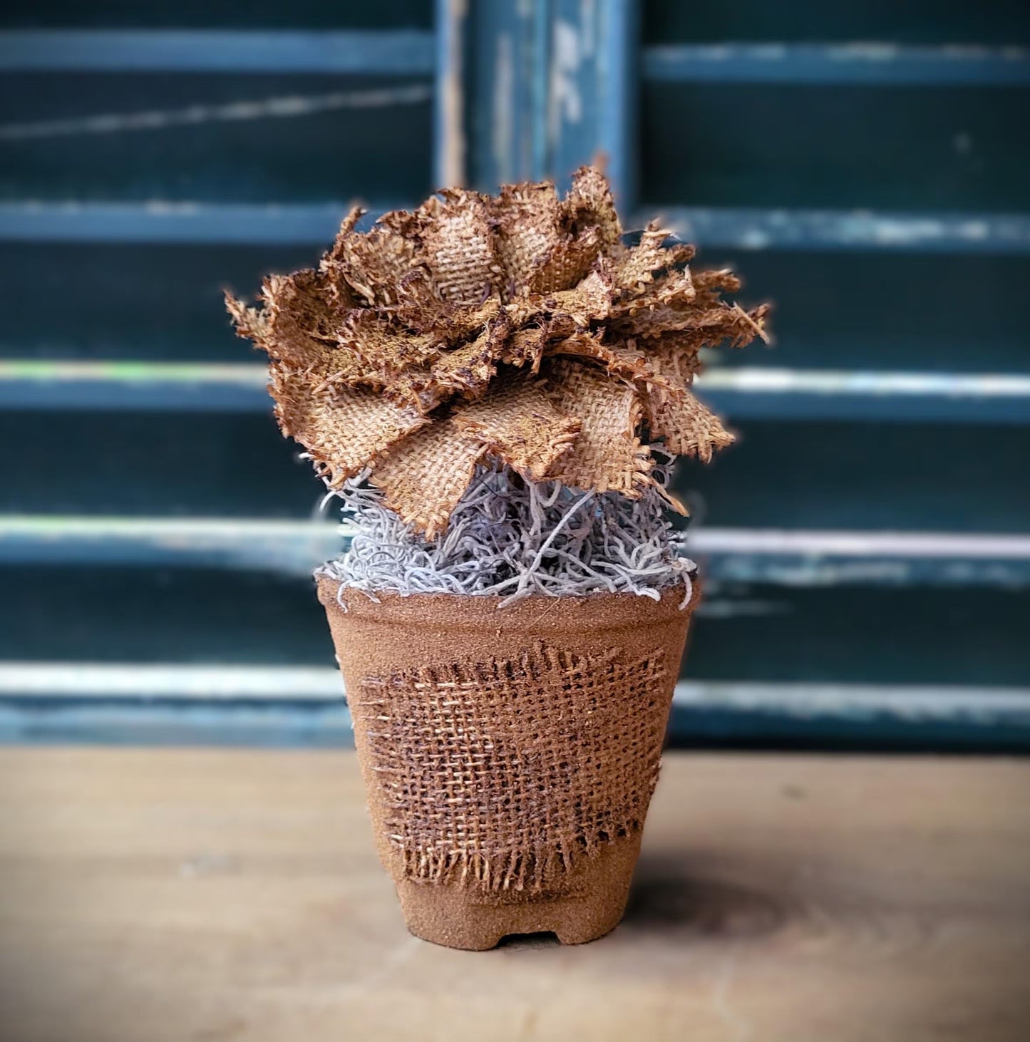 Primitive Flowers Peat Pot Cupboard Tuck
