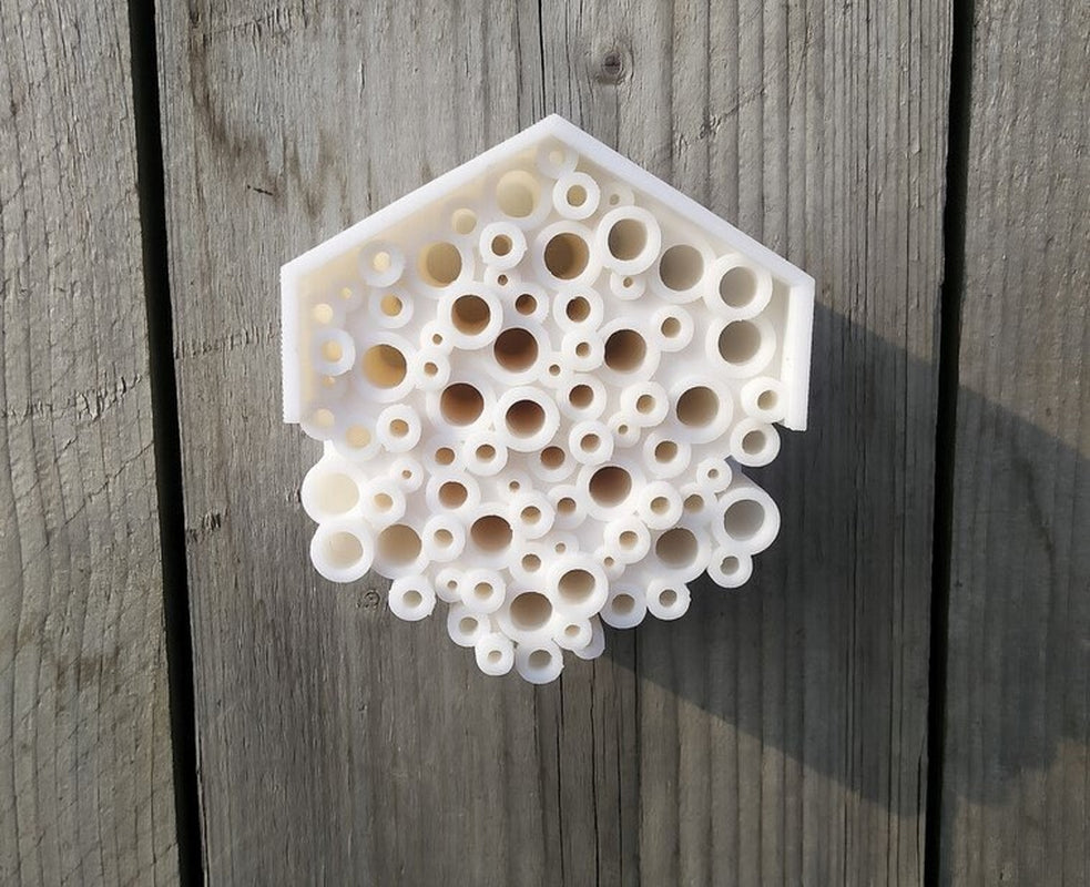 Solitary Bee Hotel: Garden Insect House