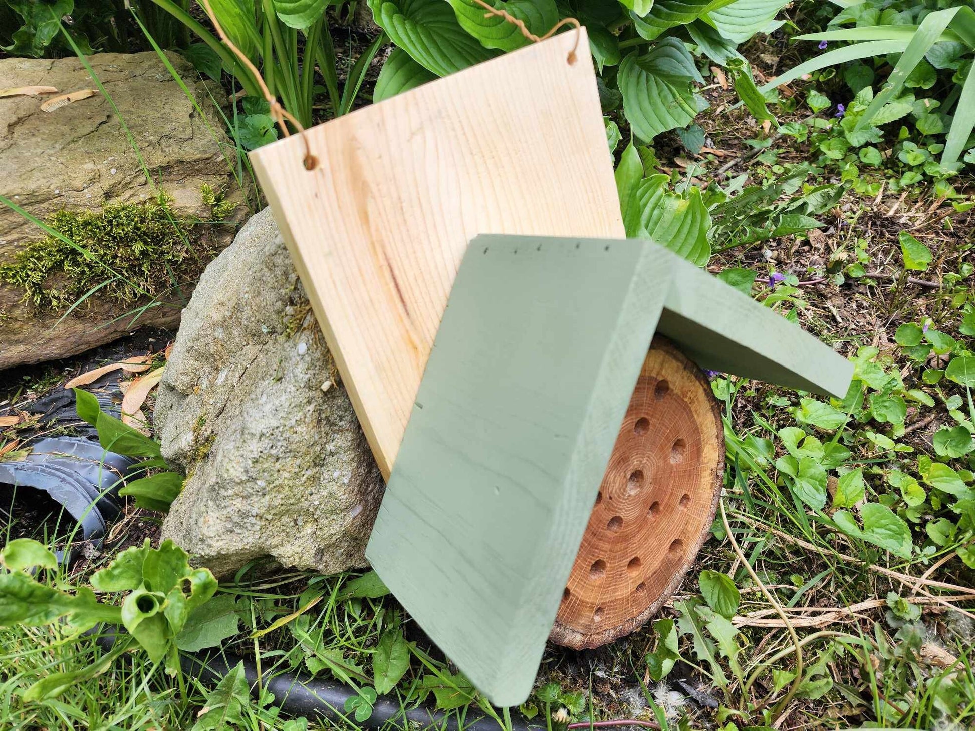 Hanging Bee & Insect House, Pollinator Hotel, Nesting Box, Garden Gift, Rustic Bee House