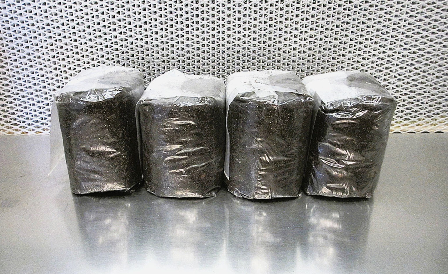 16 LBS Bulk Substrate Mushroom Grow Bag - Dung Lovers - Pasteurized