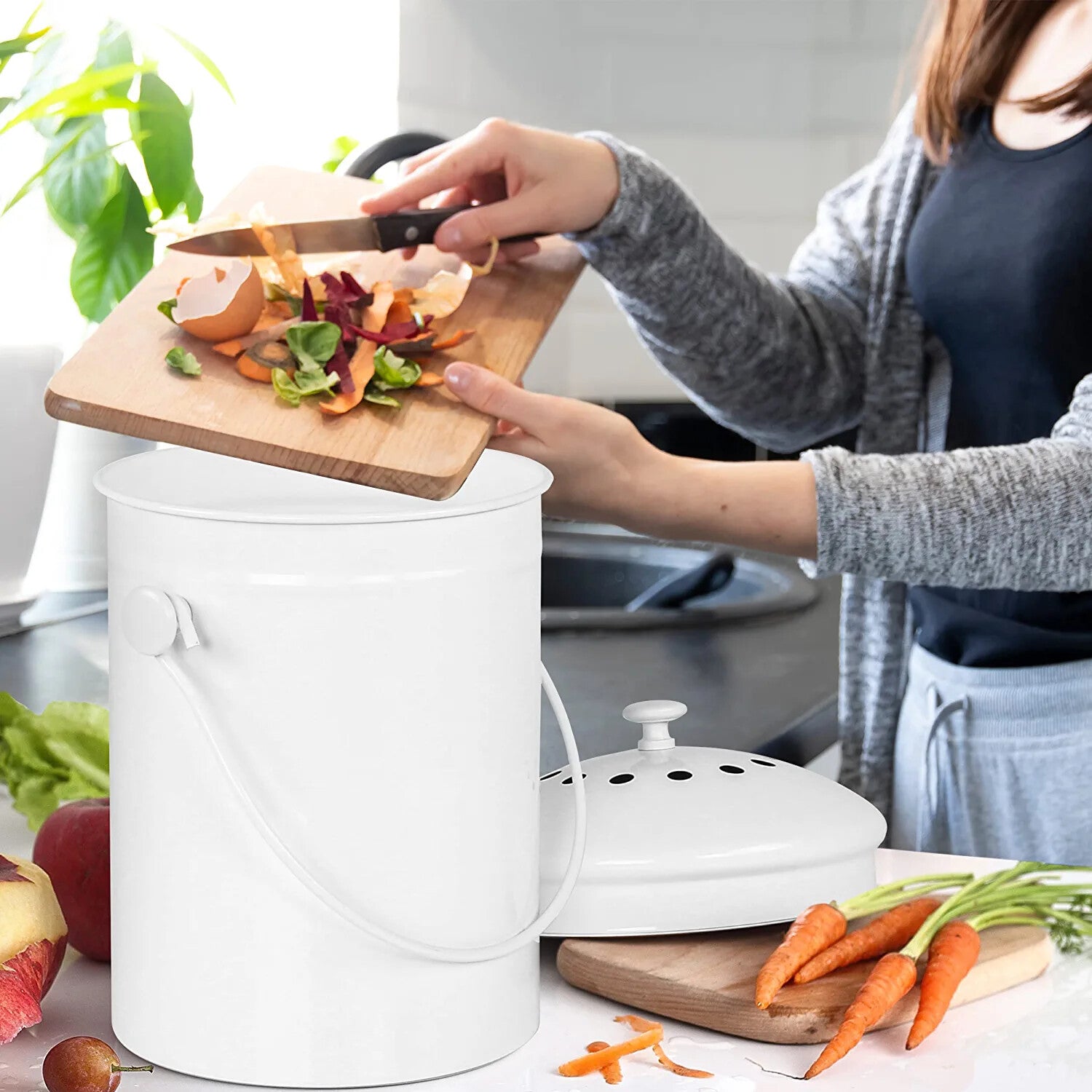 Compost Bin with Lid and 1.3 Gallon Compose Spare Charcoal Filter Utopia Kitchen