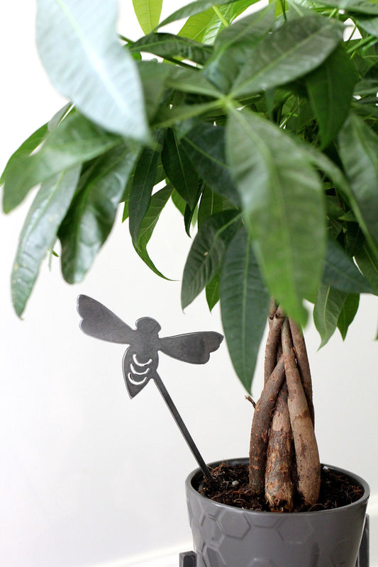 Honey Bee Plant Stake |  houseplant bee plant stake garden gift farmhouse decor plant pot bee statue nature art rustic cottage decor