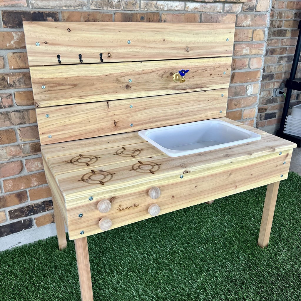 Outdoor cedar mud kitchen sensory play table – photo 10