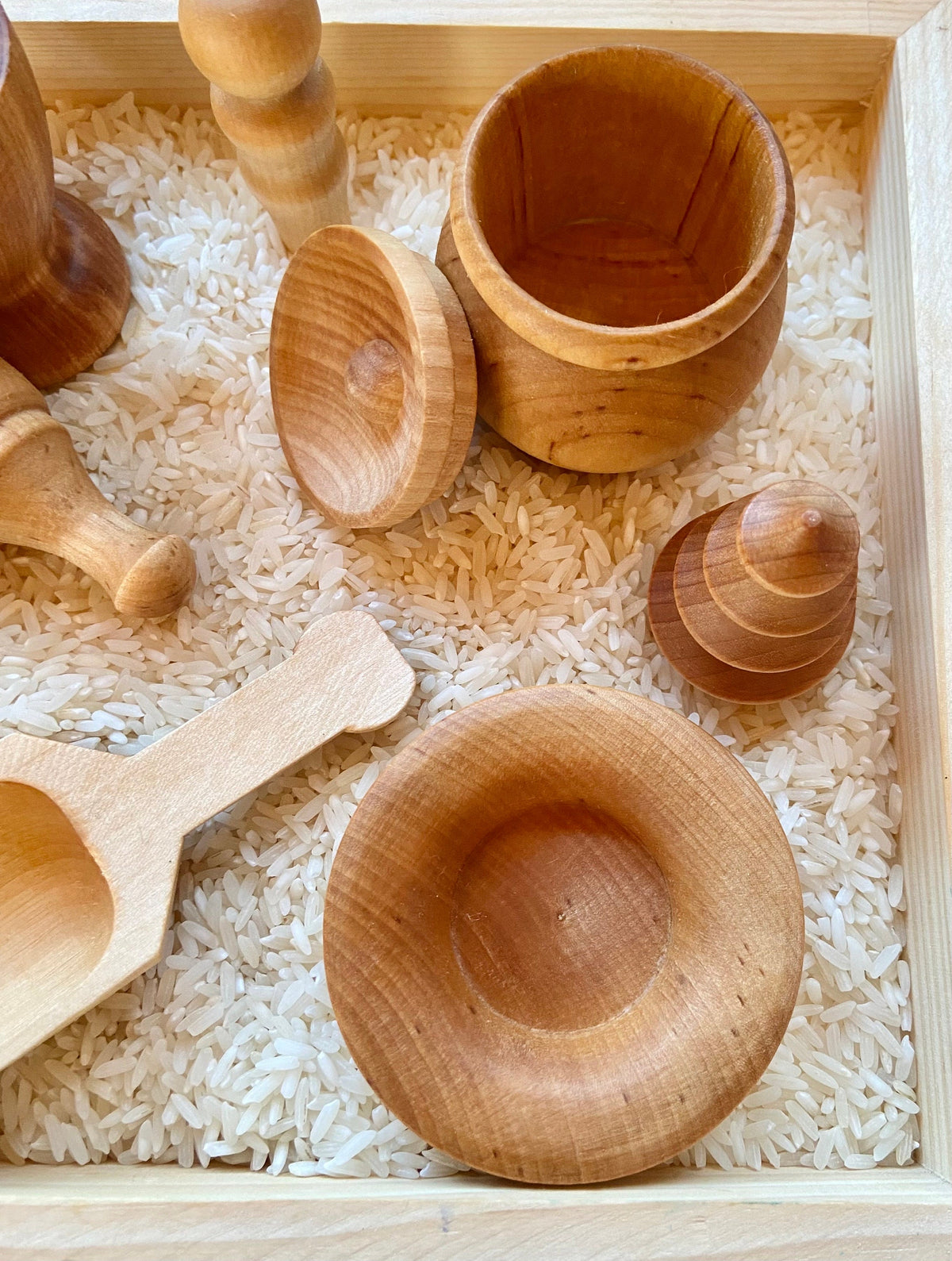 Wooden sensory bin tool set with birch bowls, scoops and peg people – photo 5