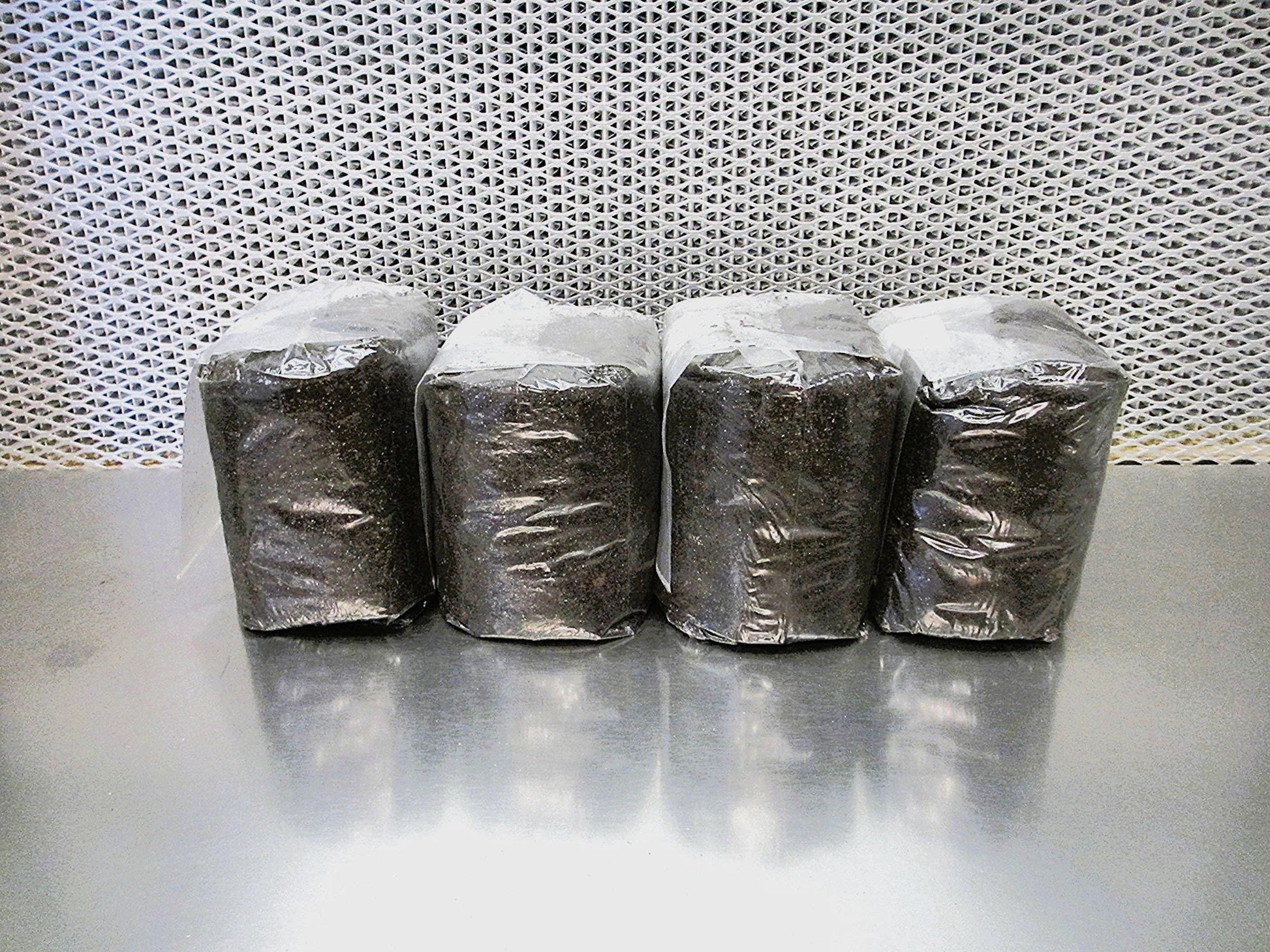 Mushroom Bulk Substrate - 16 LBS Big Box - Dung Lovers - Pasteurized Manure, Worm Castings, Coco Coir, Vermiculite - Fast Colonizing!
