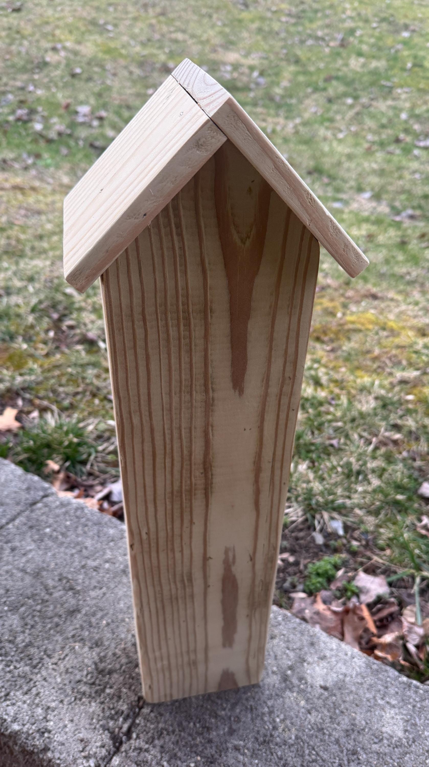 Insect Pollinator Bee Hotel: Garden Art, Bee House, Egg Laying Decor