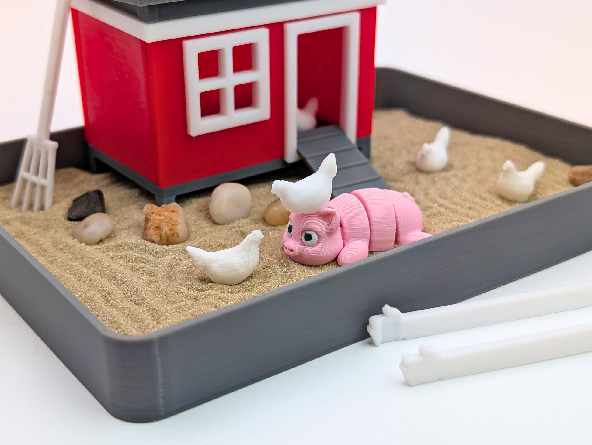 Chicken Zen Garden: Desk Sand Garden DIY Kit